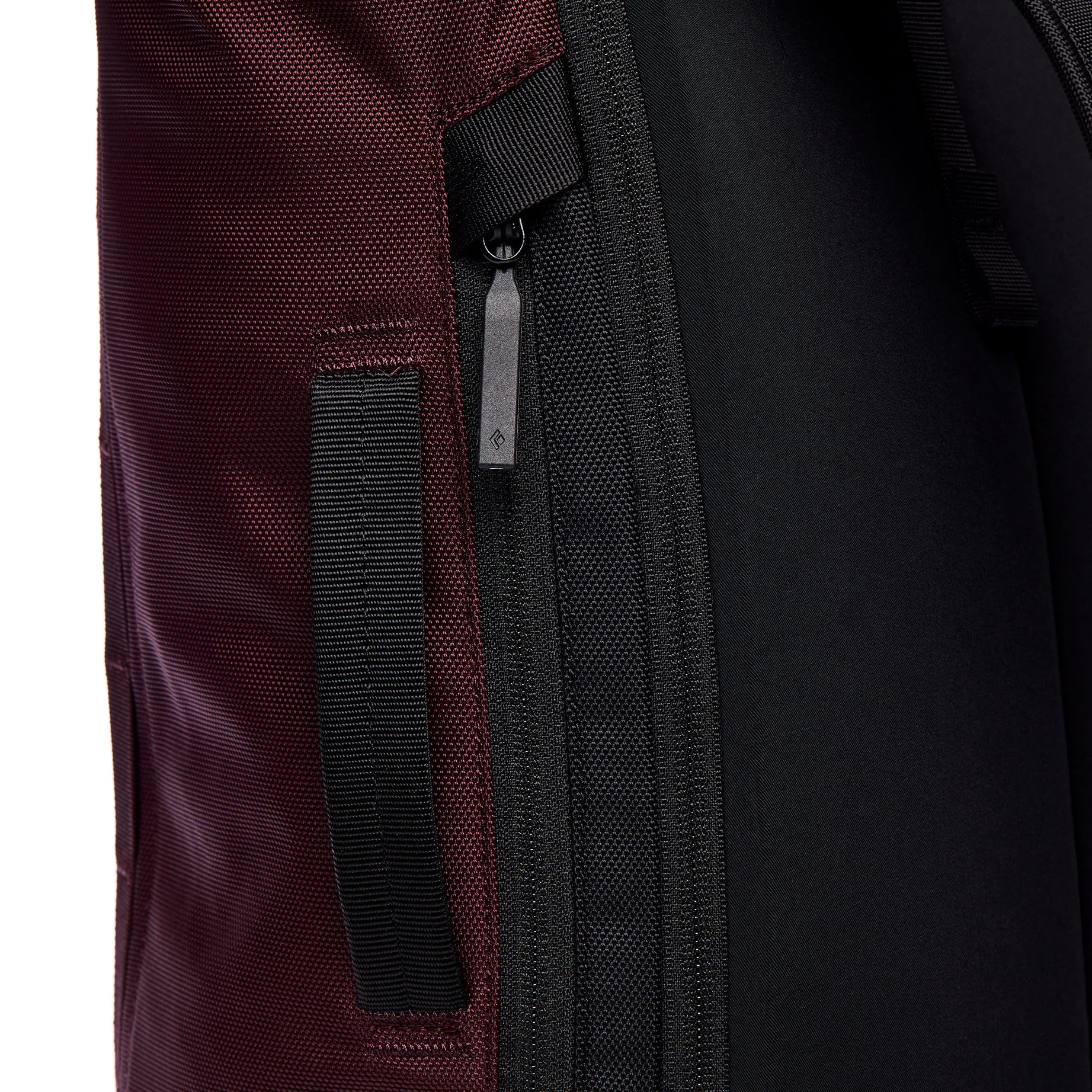 Black Diamond Street Creek 30 RT Backpack Bordeaux | Buy Black Diamond Street Creek 30 RT Backpack Bordeaux here | Outnorth