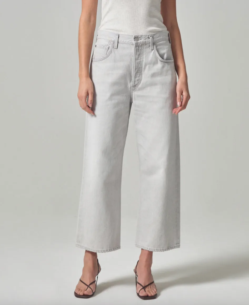 CITIZENS OF HUMANITY GAUCHO VINTAGE WIDE LEG: High-waisted denim pants with retro wide leg design.