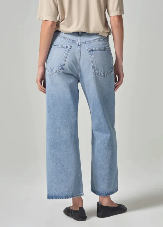 CITIZENS OF HUMANITY GAUCHO VINTAGE WIDE LEG: High-waisted denim pants with retro wide leg design.