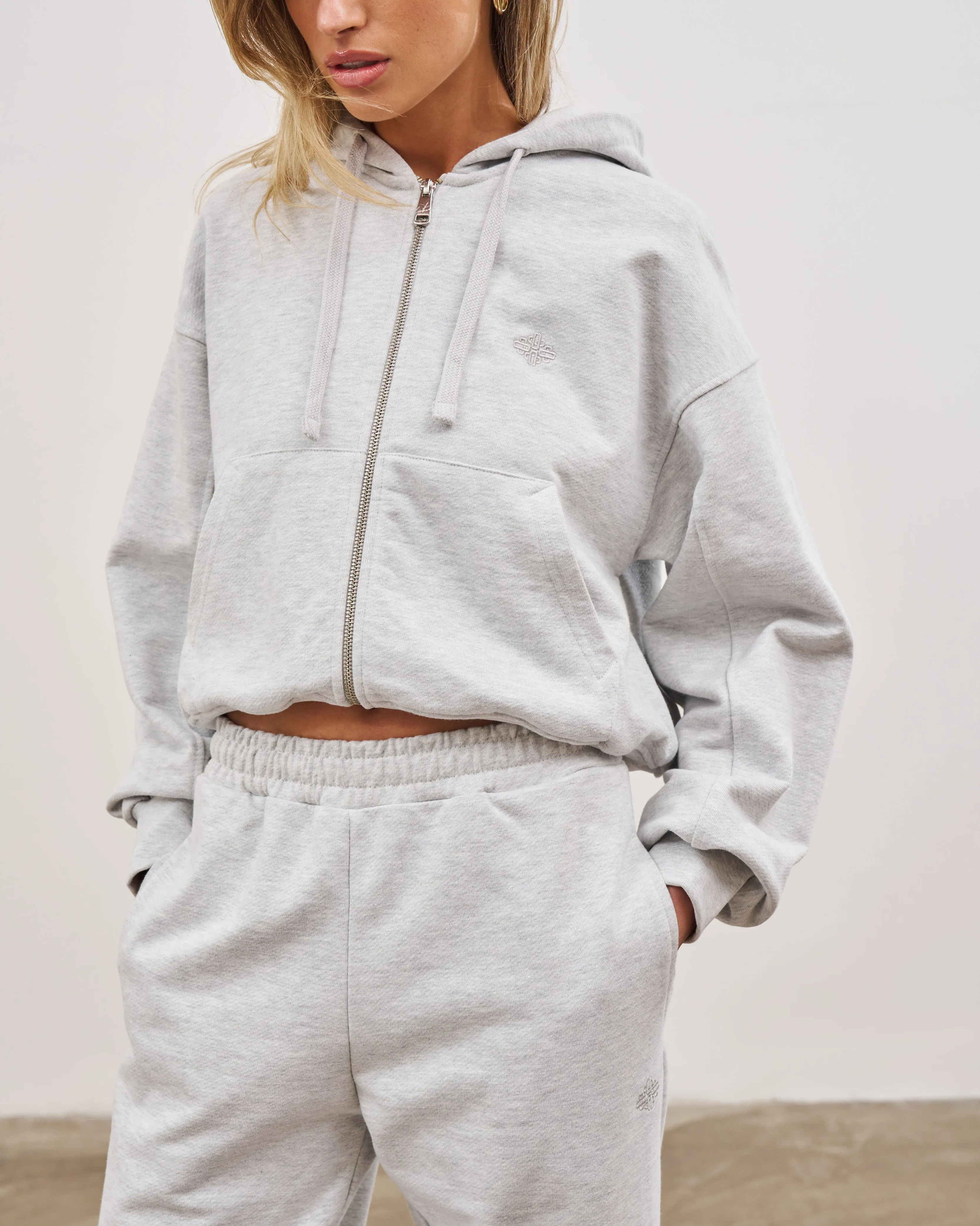 EMBLEM ZIP THROUGH RELAXED HOODIE - GREY MARL