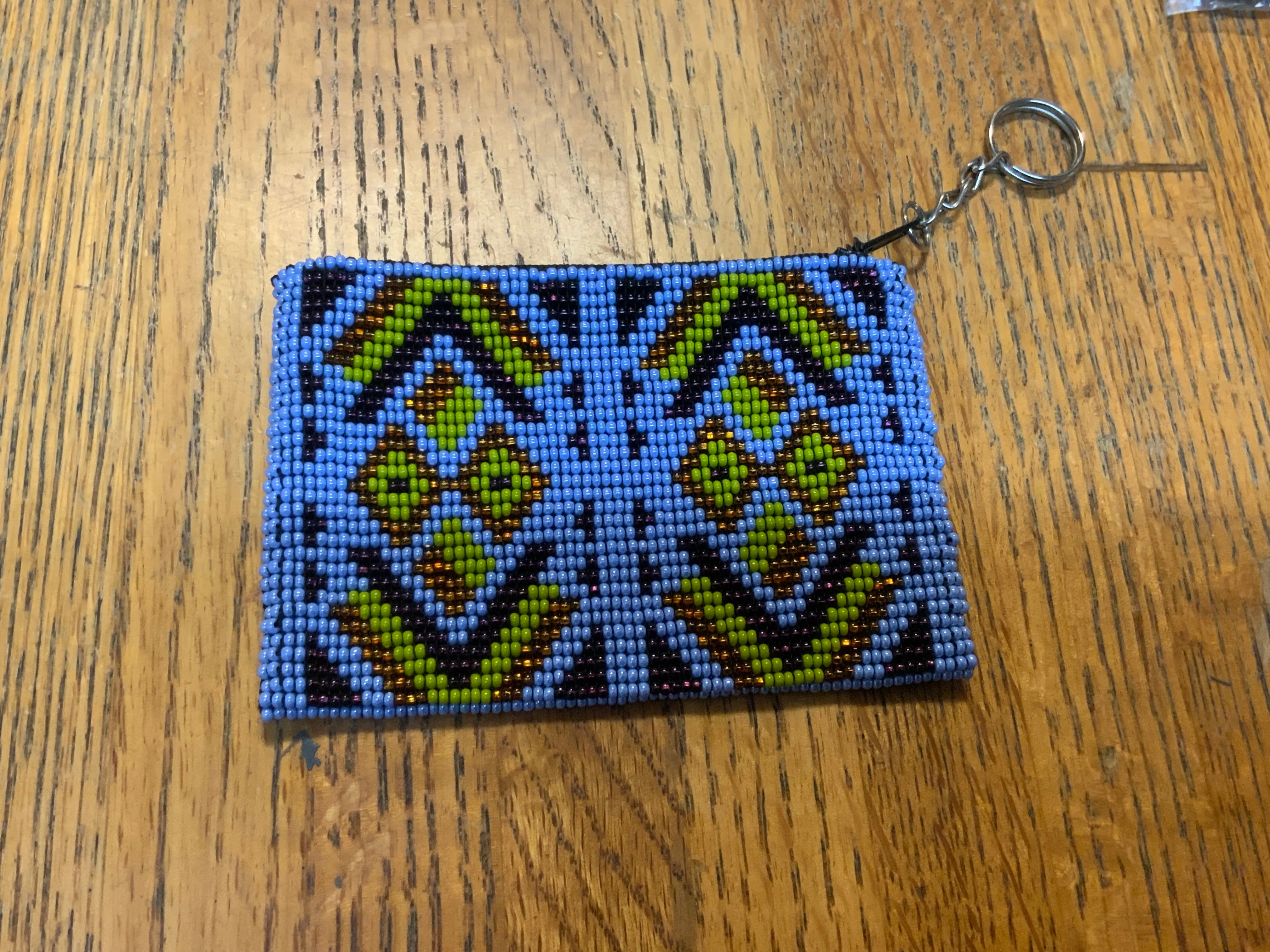 Guatemalan handcrafted glass seed bead change purse.  BZ411