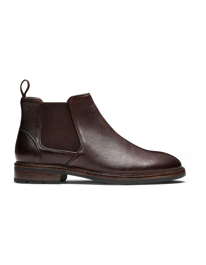 Harold Chelsea Boots in Brown