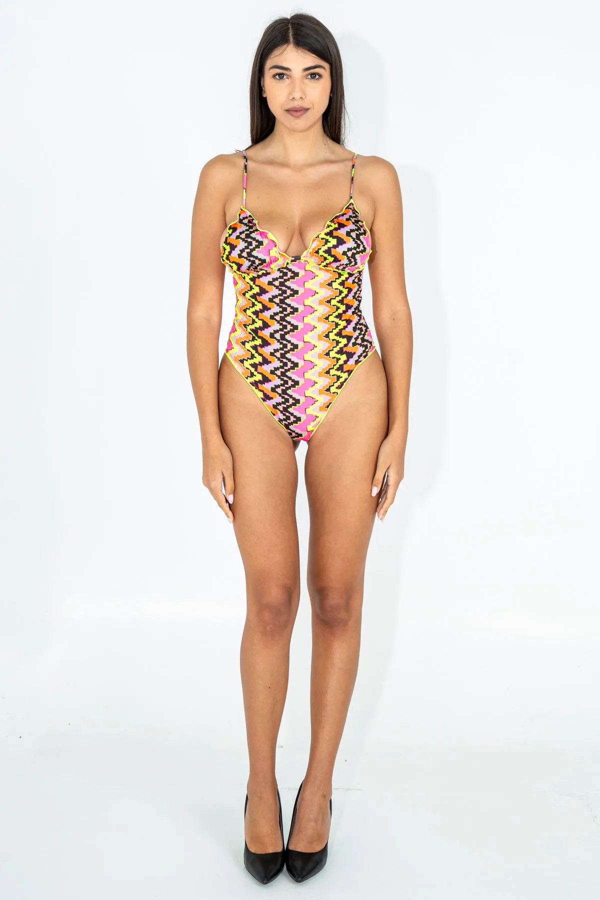 Intero monokini frou frou swimwear.