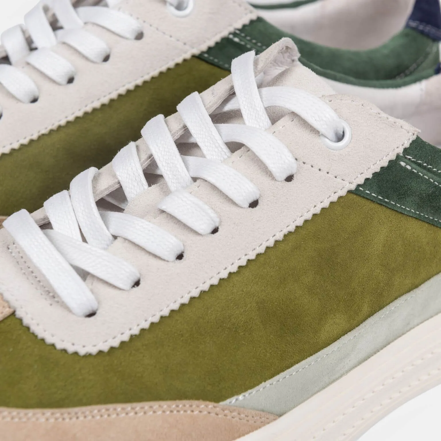 Jungle Green Suede Sneakers - Captain Style.