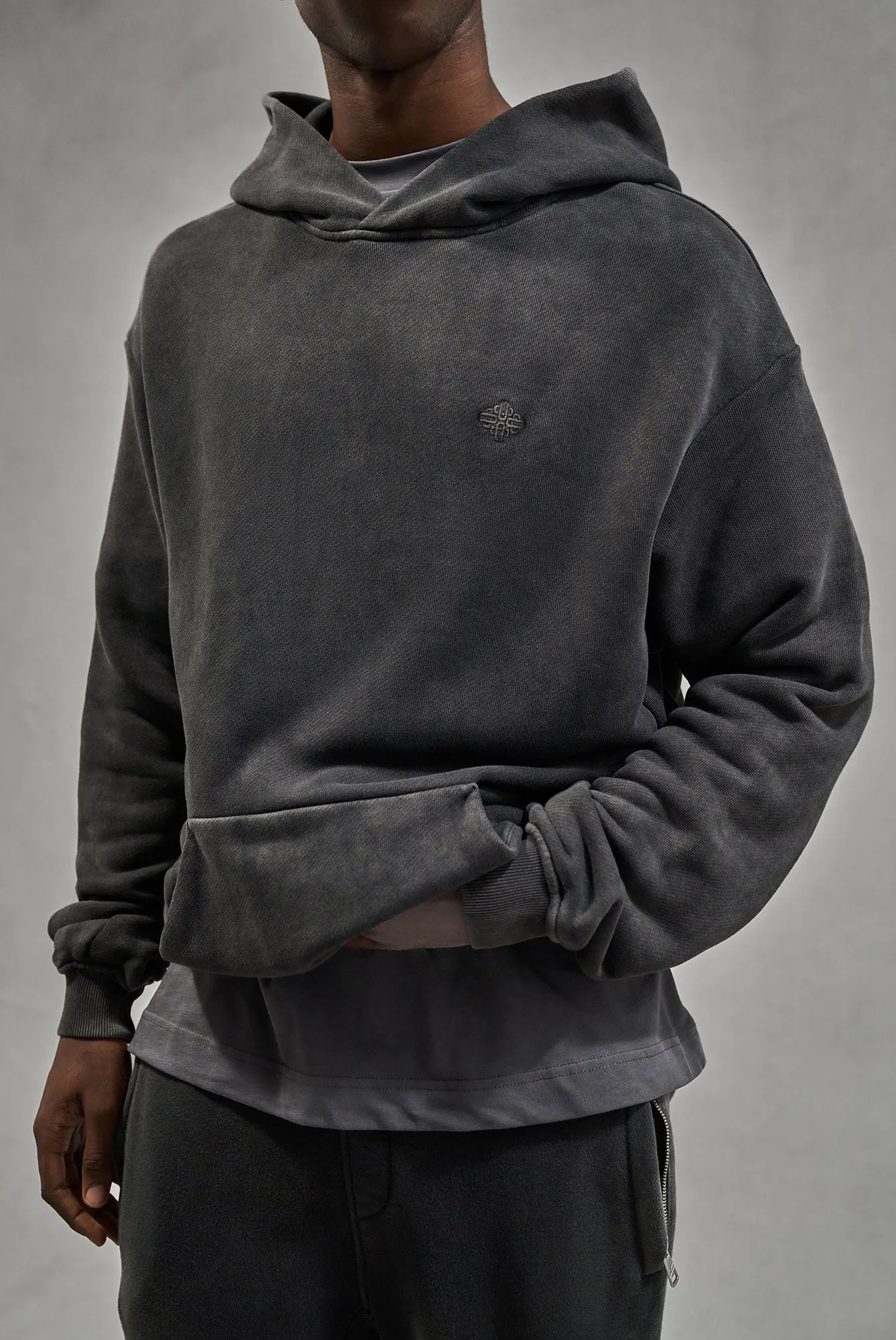 LAUNDERED CLASSICS HOODIE - CHARCOAL