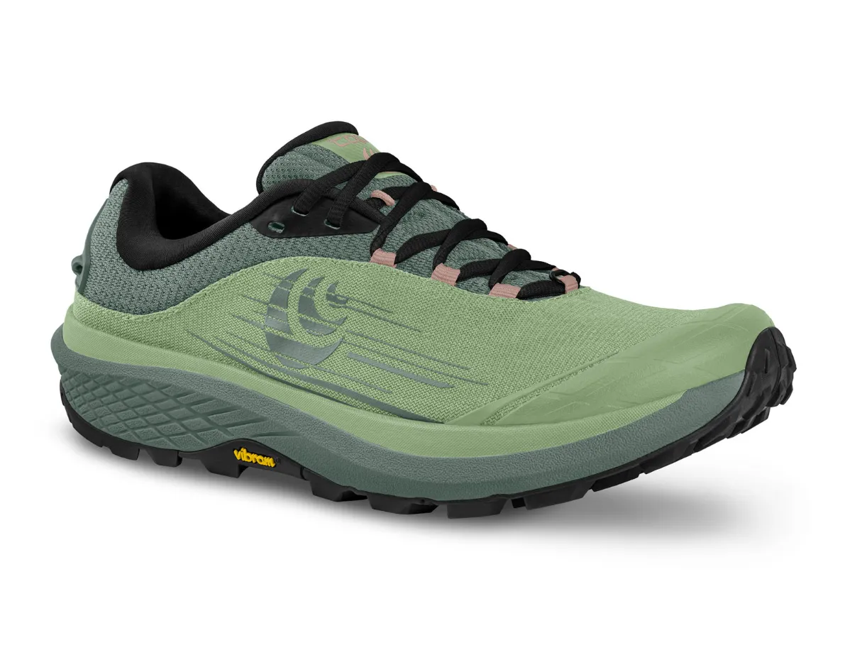 Top women's running shoes - pursuit, performance, efficiency, comfort - TOPO