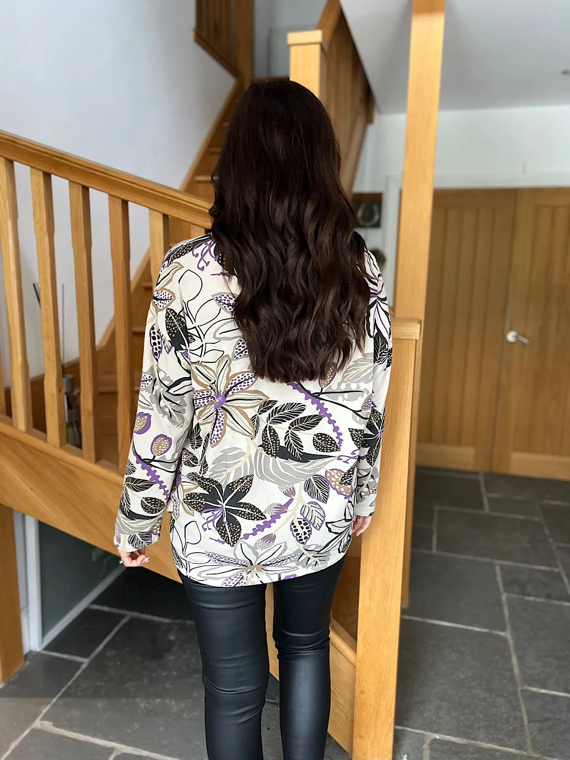 Winter White Leaf Pattern Sweatshirt